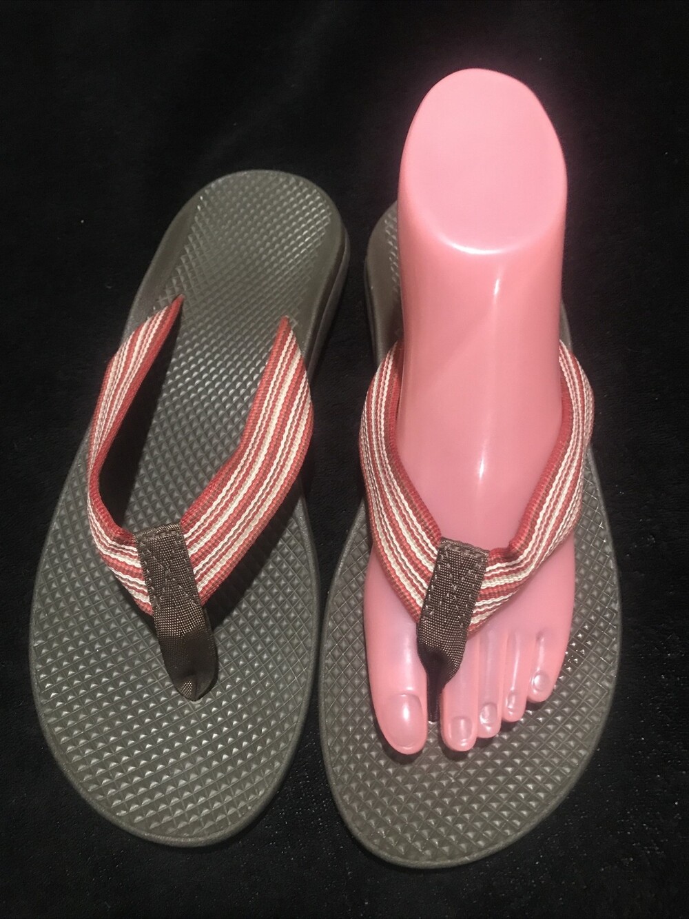 Chaco Women's Red Multi Color Pair of Slip On Sandal Thongs Size 10M